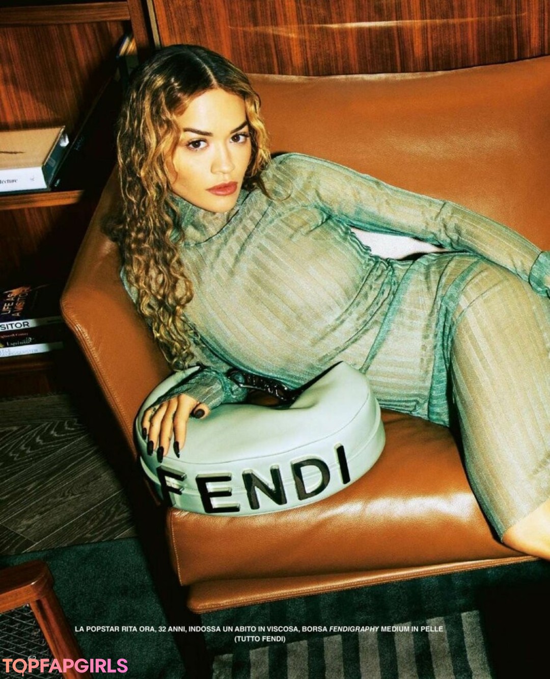 Photo nue de fuite OnlyFans de Rita Ora #1575