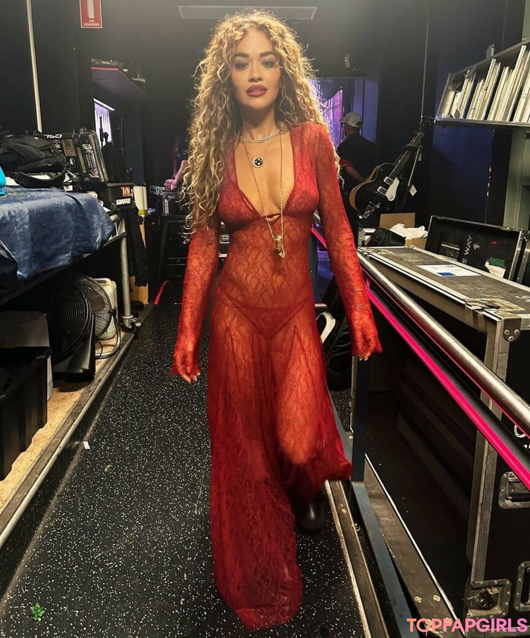 Photo nue de fuite OnlyFans de Rita Ora #1694