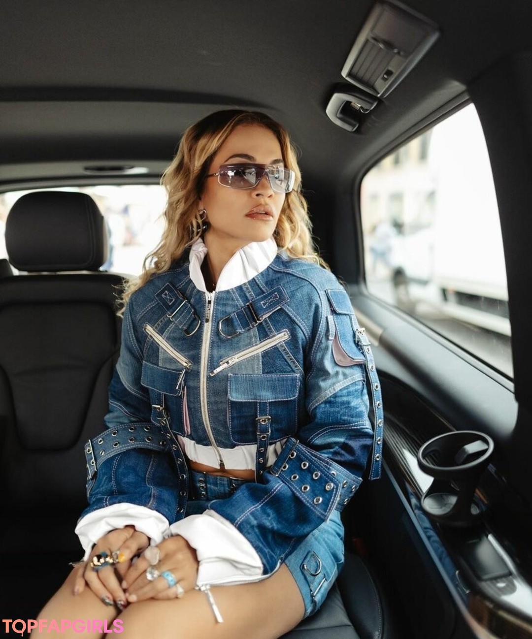 Photo nue de fuite OnlyFans de Rita Ora #1960