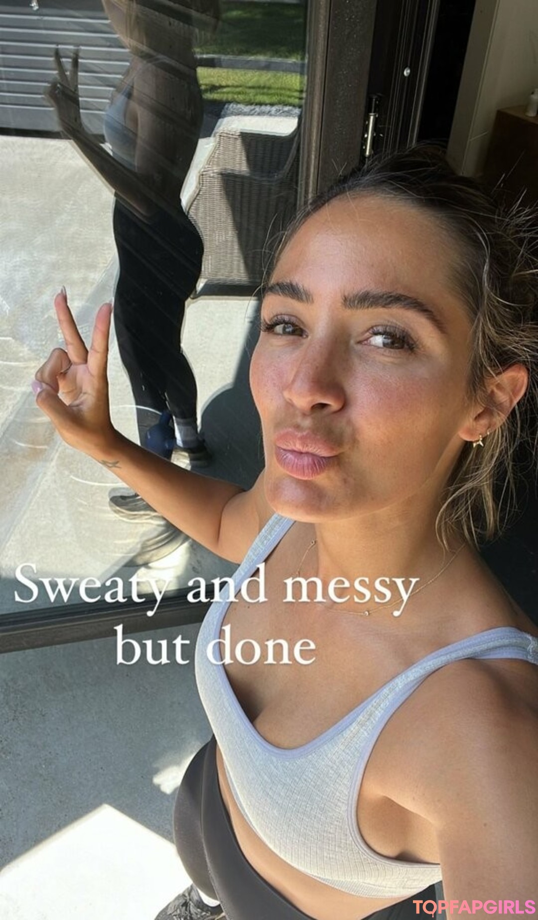 Photo nue de fuite OnlyFans de Frankie Bridge #1103