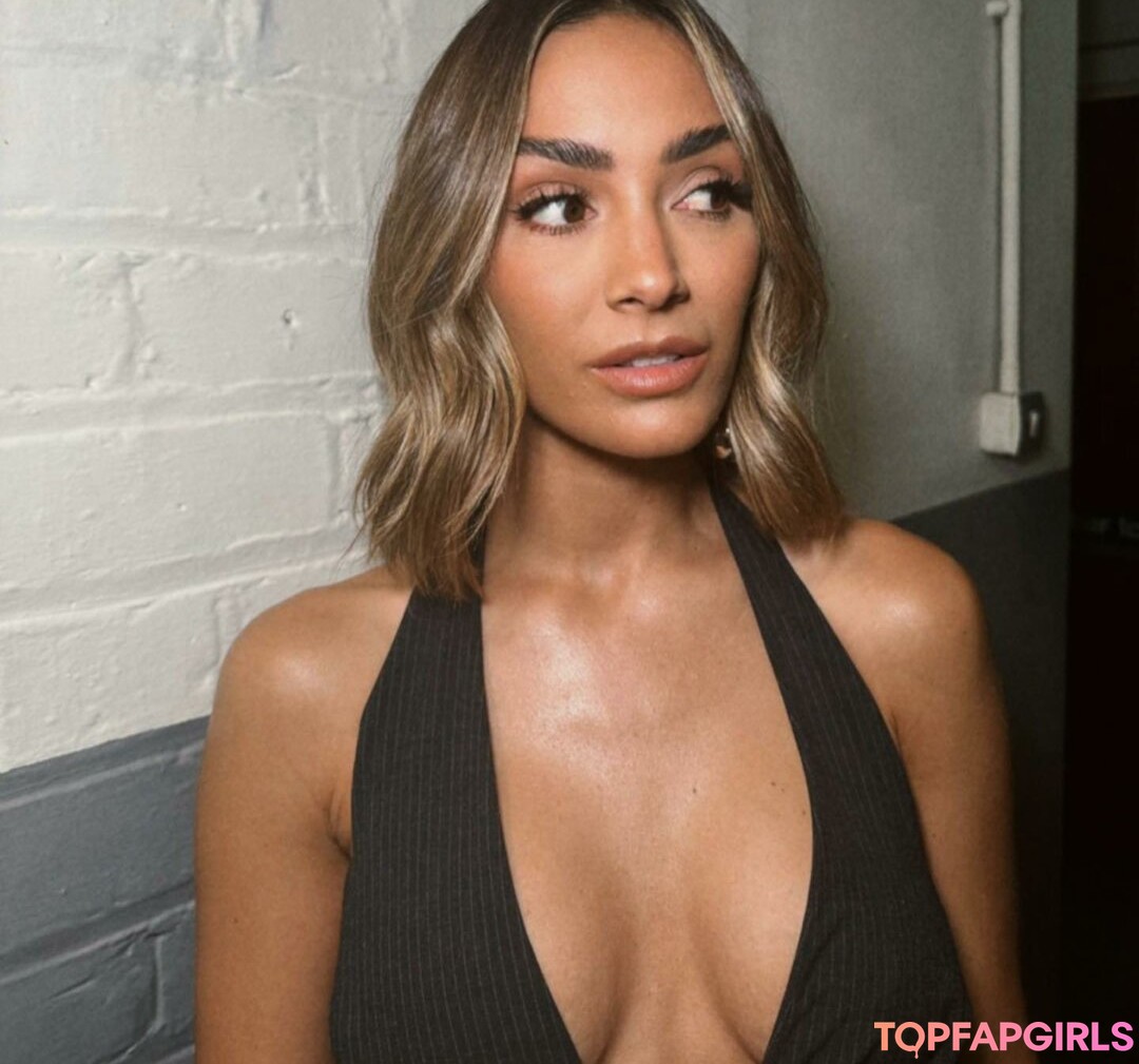 Photo nue de fuite OnlyFans de Frankie Bridge #1462