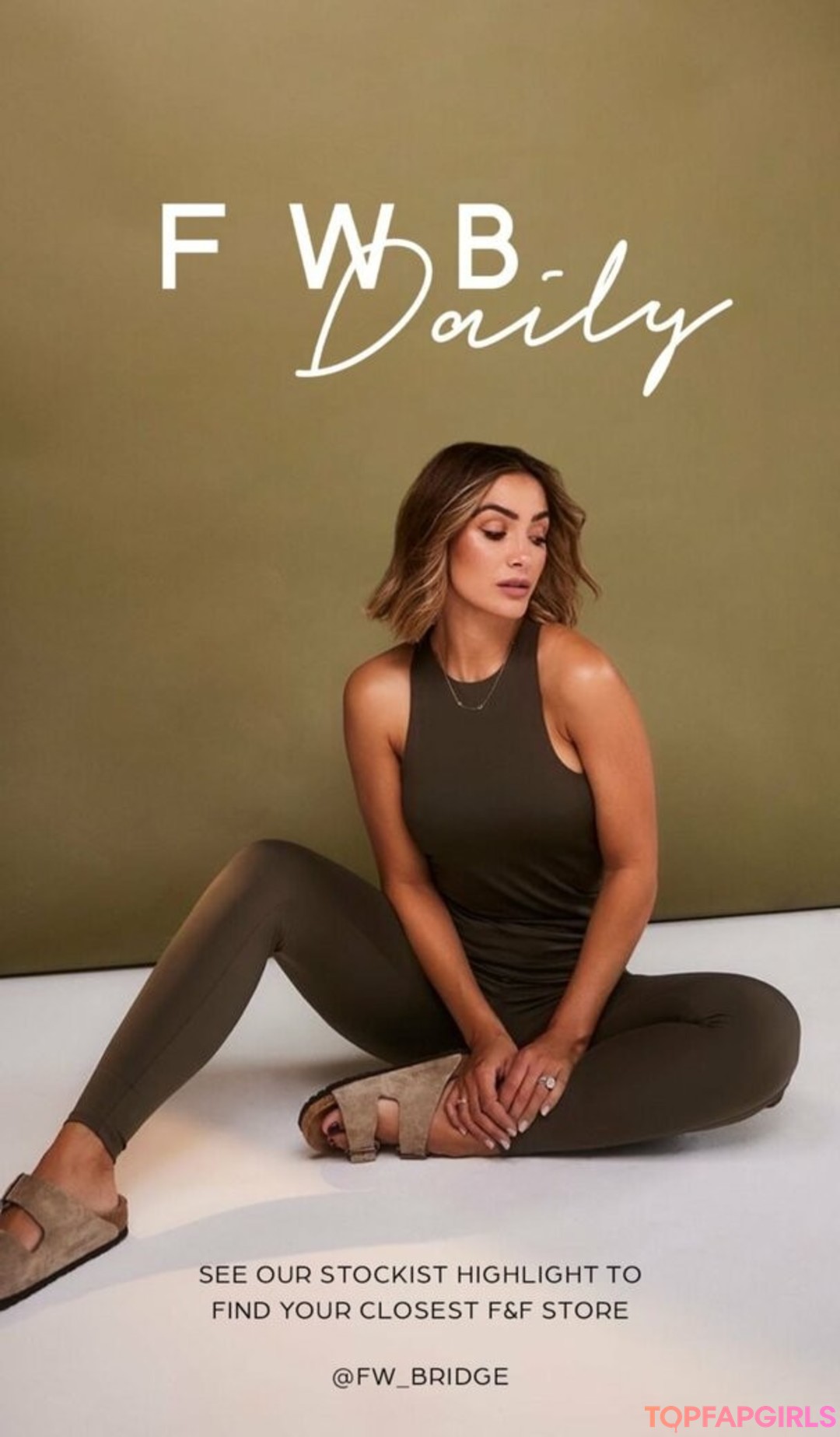 Photo nue de fuite OnlyFans de Frankie Bridge #1542