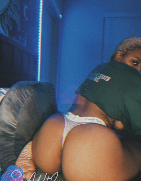 Photo nue de fuite OnlyFans de Demonxsslexxx