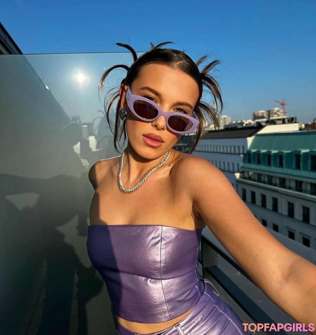 Photo nue de fuite OnlyFans de Millie Bobby Brown #1368
