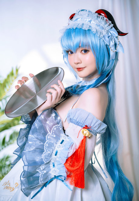 Ying Tze