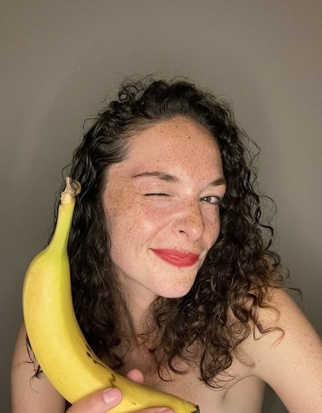 Photo nue de fuite OnlyFans de Emma Hall