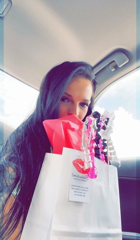 Photo nue de fuite OnlyFans de Dallybaby