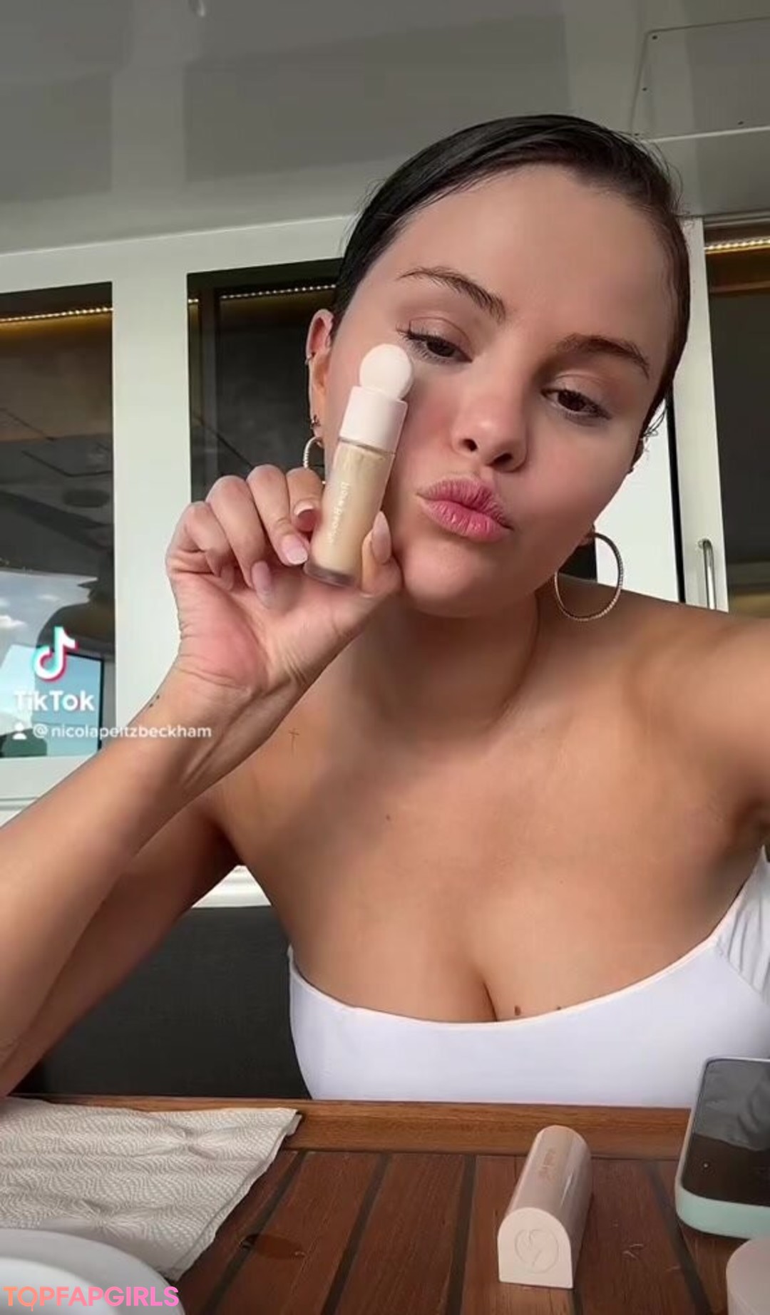 Photo nue de fuite OnlyFans de Selena Gomez #1619