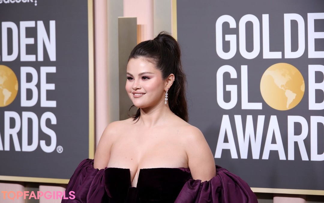 Photo nue de fuite OnlyFans de Selena Gomez #1707