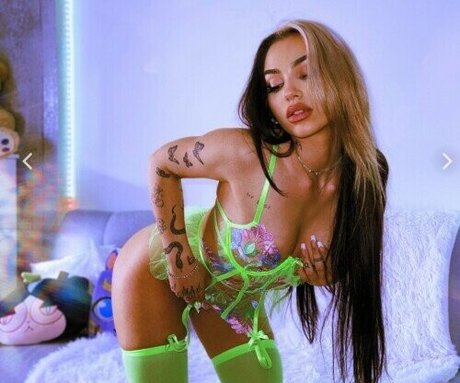 Photo nue de fuite OnlyFans de Sophiarizou