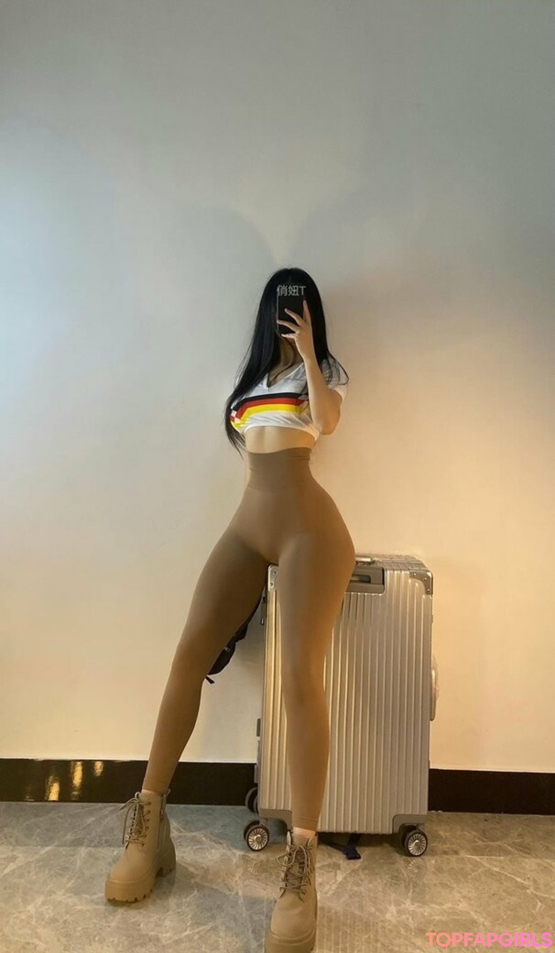 Photo nue de fuite OnlyFans de Qiaoniutt #1325