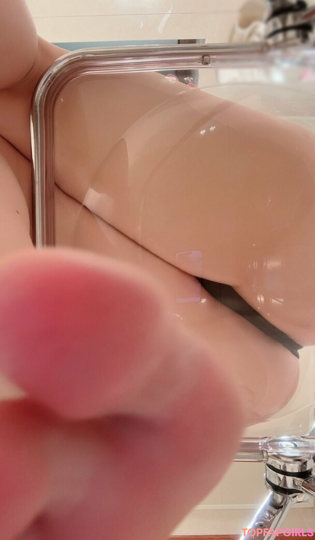 Photo nue de fuite OnlyFans de Qiaoniutt #1399