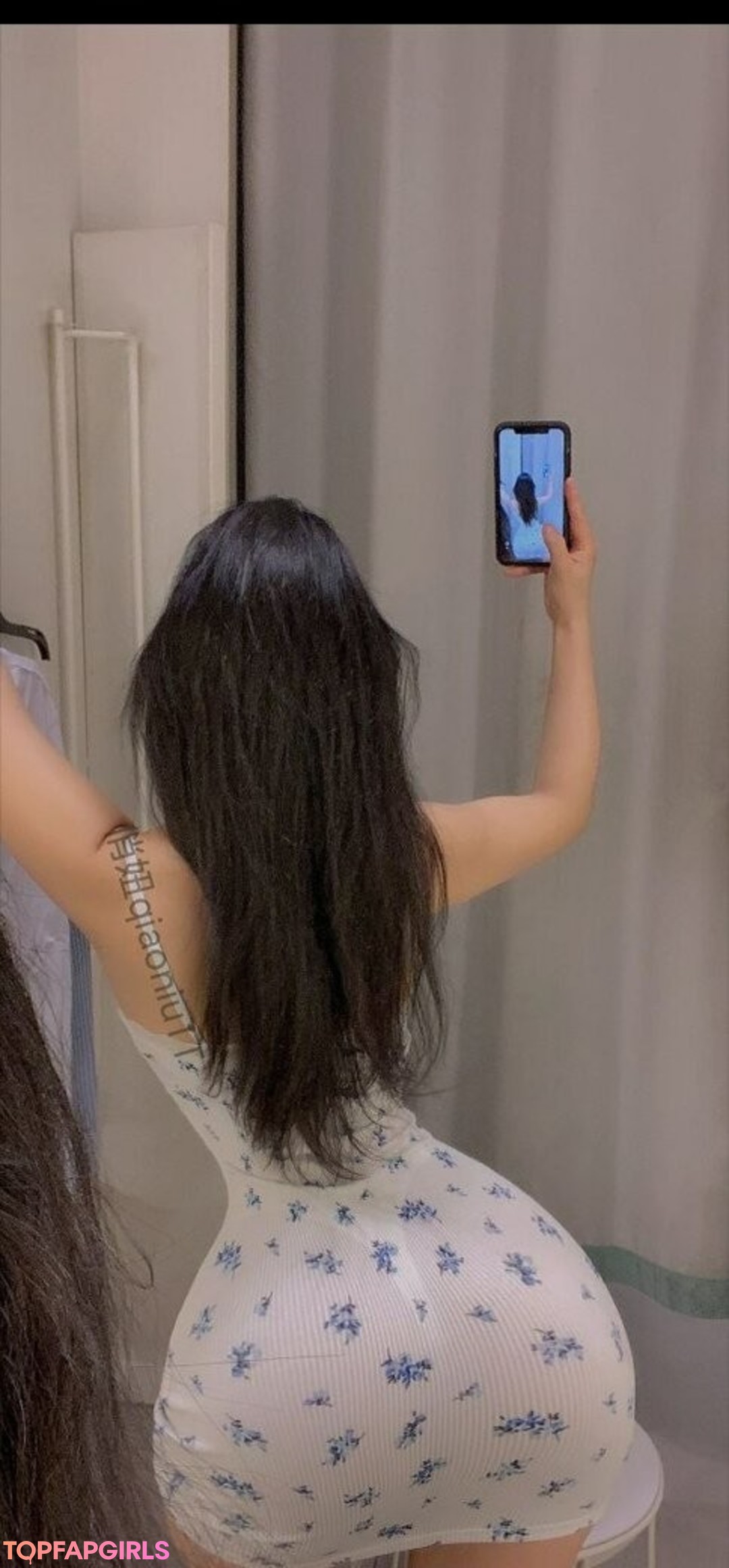 Photo nue de fuite OnlyFans de Qiaoniutt #1418
