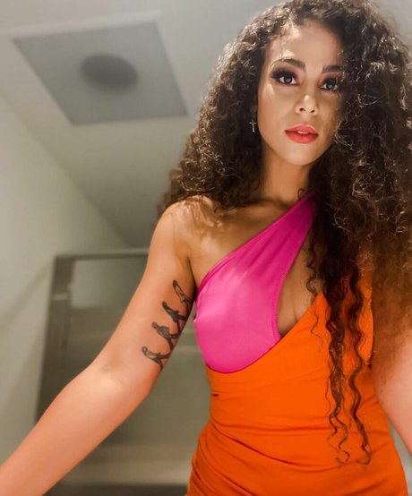 Photo nue de fuite OnlyFans de Samantha Irvin