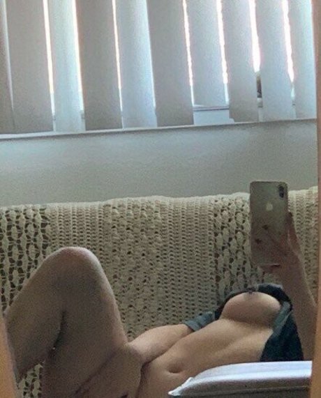 Photo nue de fuite OnlyFans de Corbxnxx