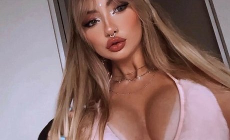 Photo nue de fuite OnlyFans de Carolina Fernandes