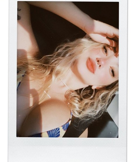 Photo nue de fuite OnlyFans de Carolina Fernandes