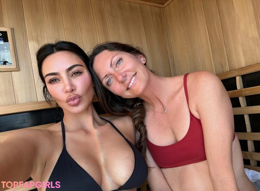 Photo nue de fuite OnlyFans de Kim Kardashian #1268