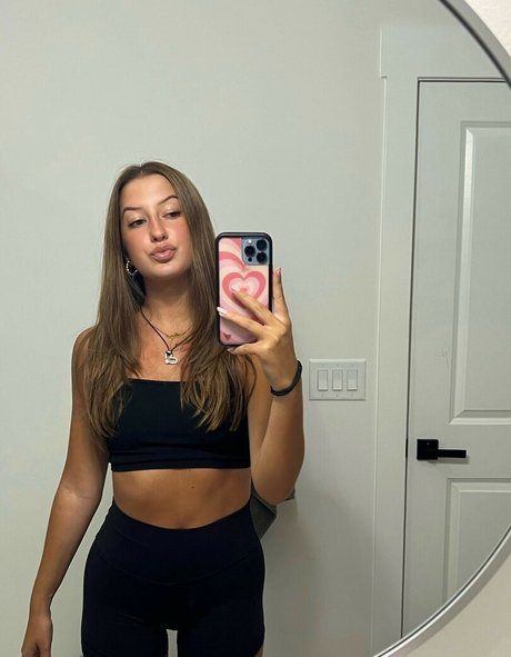 Photo nue de fuite OnlyFans de Addie Forche
