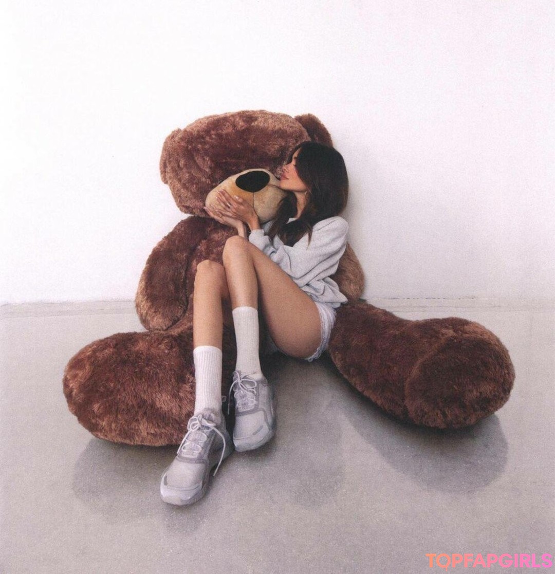 Photo nue de fuite OnlyFans de Madison Beer #1084