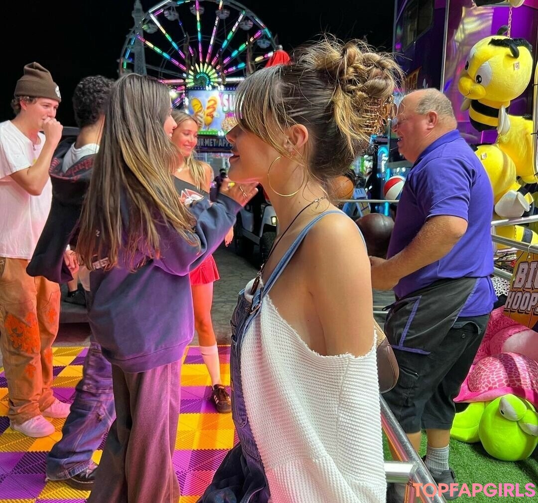 Photo nue de fuite OnlyFans de Madison Beer #1086