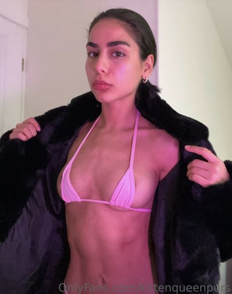 Photo nue de fuite OnlyFans de Kittenqueenpurs