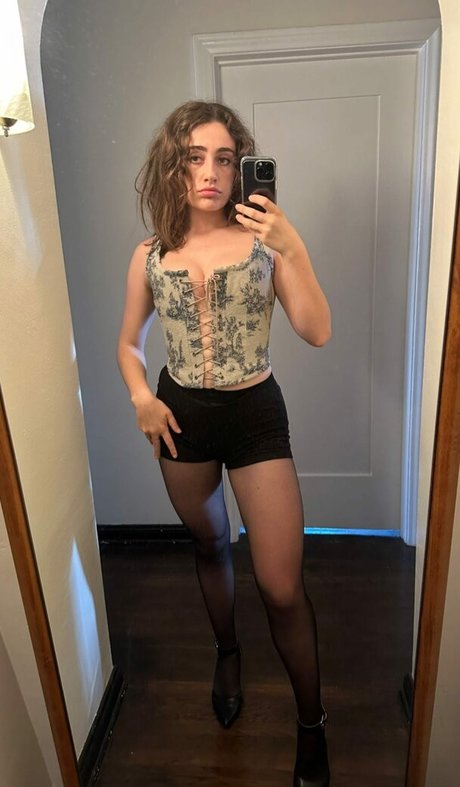 Rachel Anne Sennott
