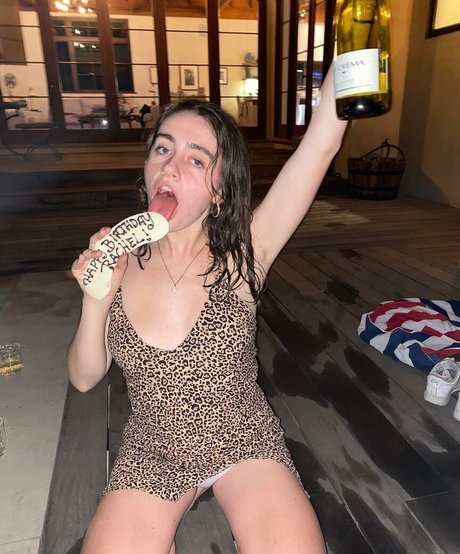 Photo nue de fuite OnlyFans de Rachel Anne Sennott