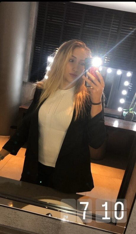 Photo nue de fuite OnlyFans de Caitlin Beevers