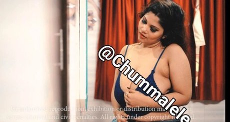Photo nue de fuite OnlyFans de Naari Magazine