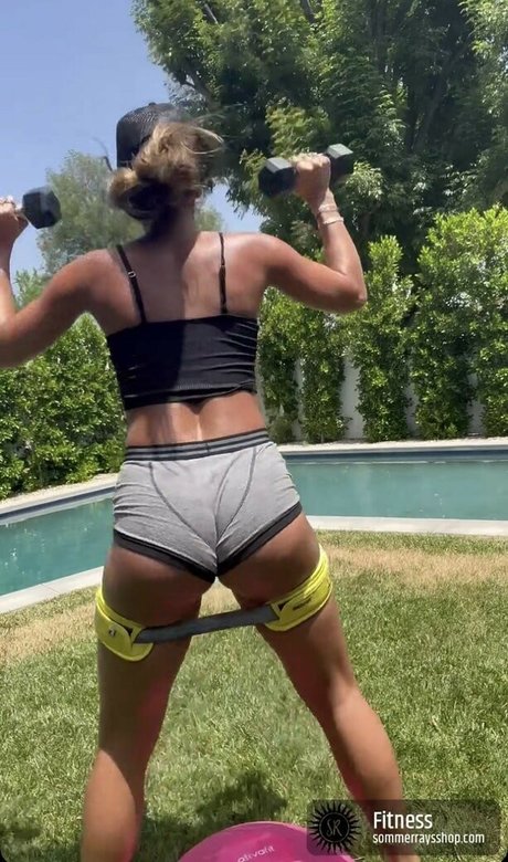 Sommer Ray