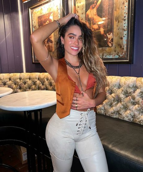Sommer Ray