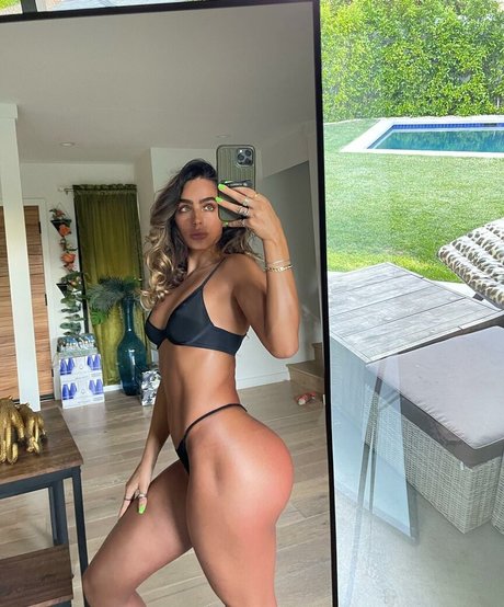 Sommer Ray