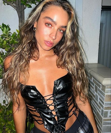 Sommer Ray