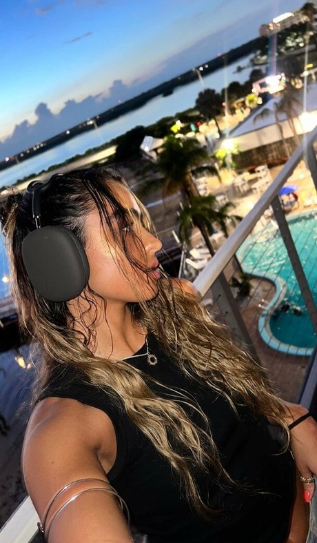 Sommer Ray