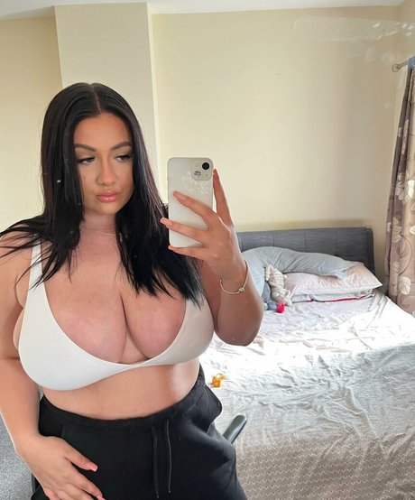 Chelsealeigh