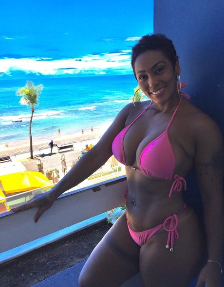 Photo nue de fuite OnlyFans de Rosiane Pinheiro