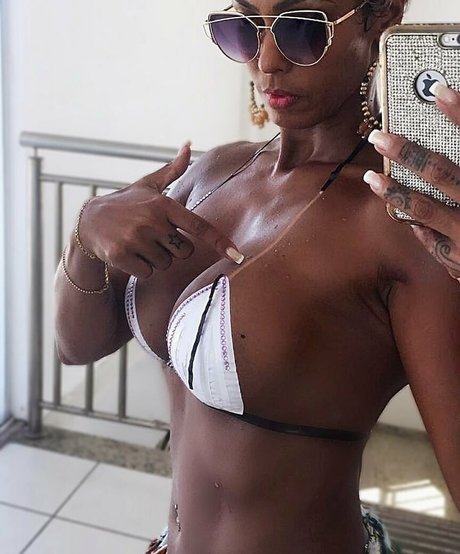 Rosiane Pinheiro