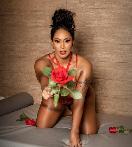 Rosiane Pinheiro