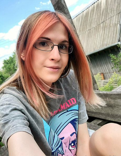Tsavywhite