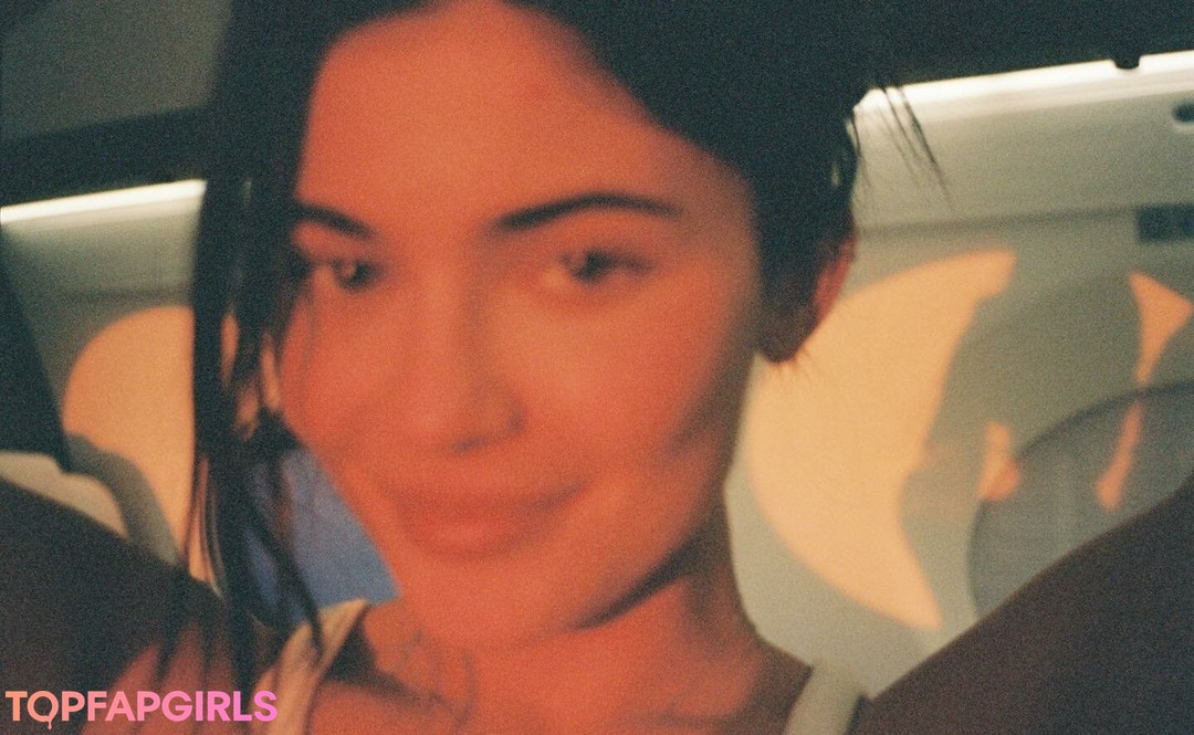 Photo nue de fuite OnlyFans de Kylie Jenner #1341
