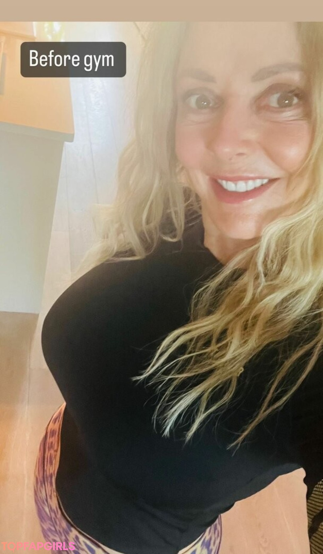 Photo nue de fuite OnlyFans de Carol Vorderman #1078