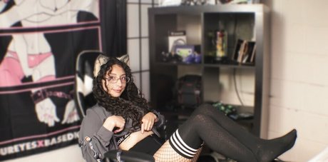 Photo nue de fuite OnlyFans de Itwhiskarafterdark