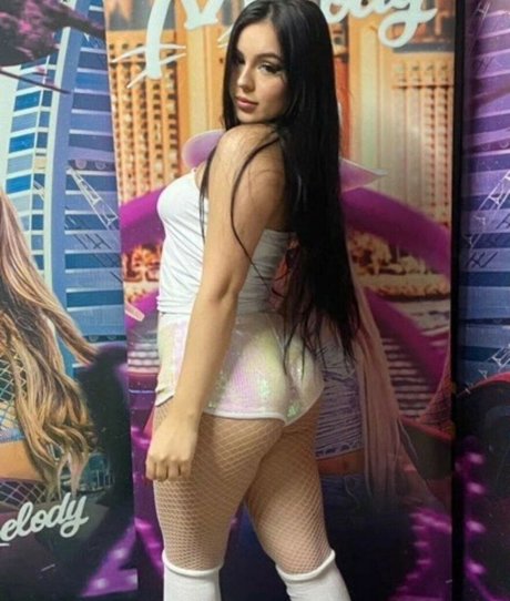 Photo nue de fuite OnlyFans de Mc Bella Angel