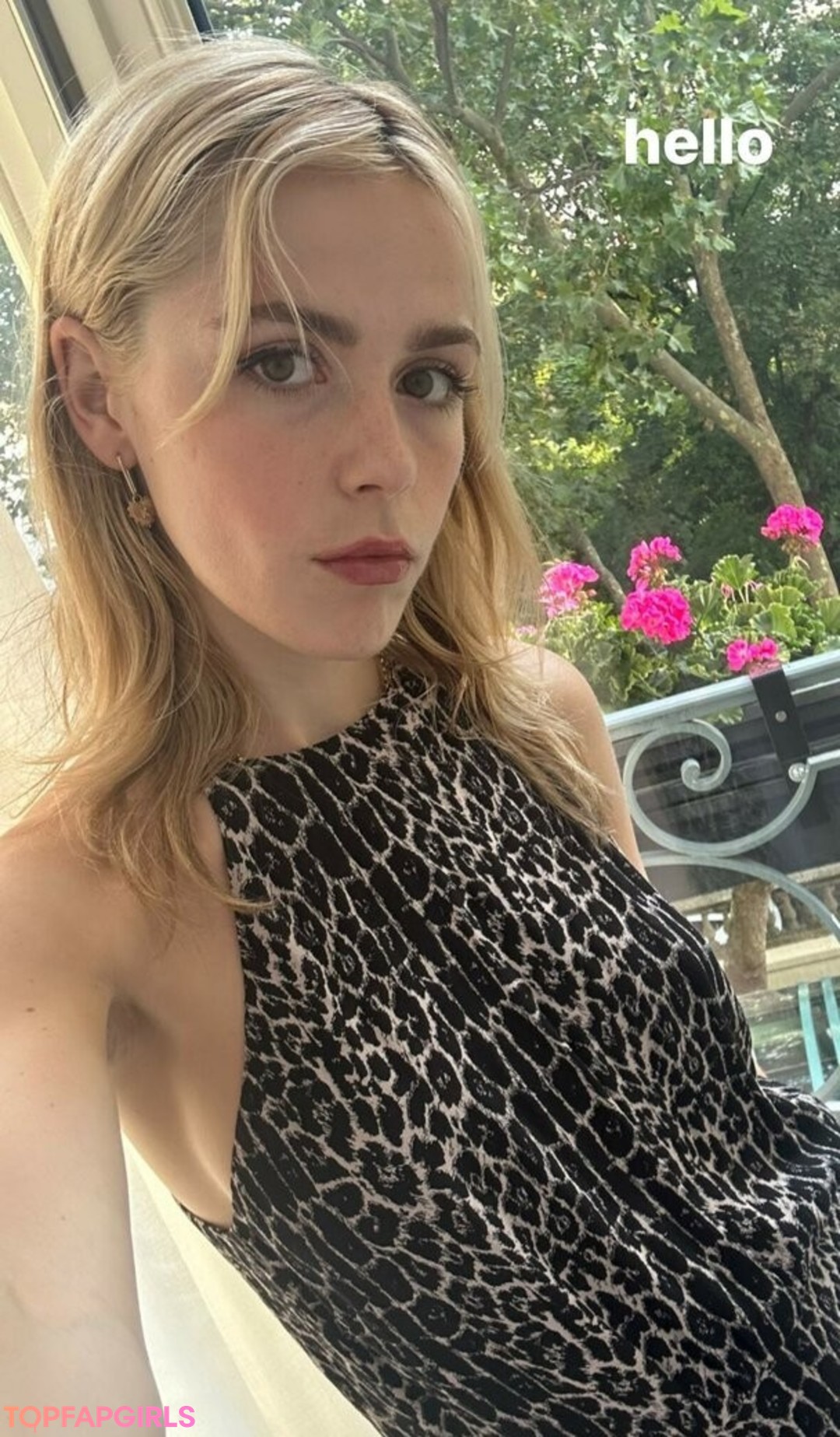 Photo nue de fuite OnlyFans de Kiernan Shipka #1405
