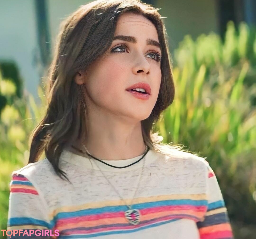 Photo nue de fuite OnlyFans de Kiernan Shipka #1512