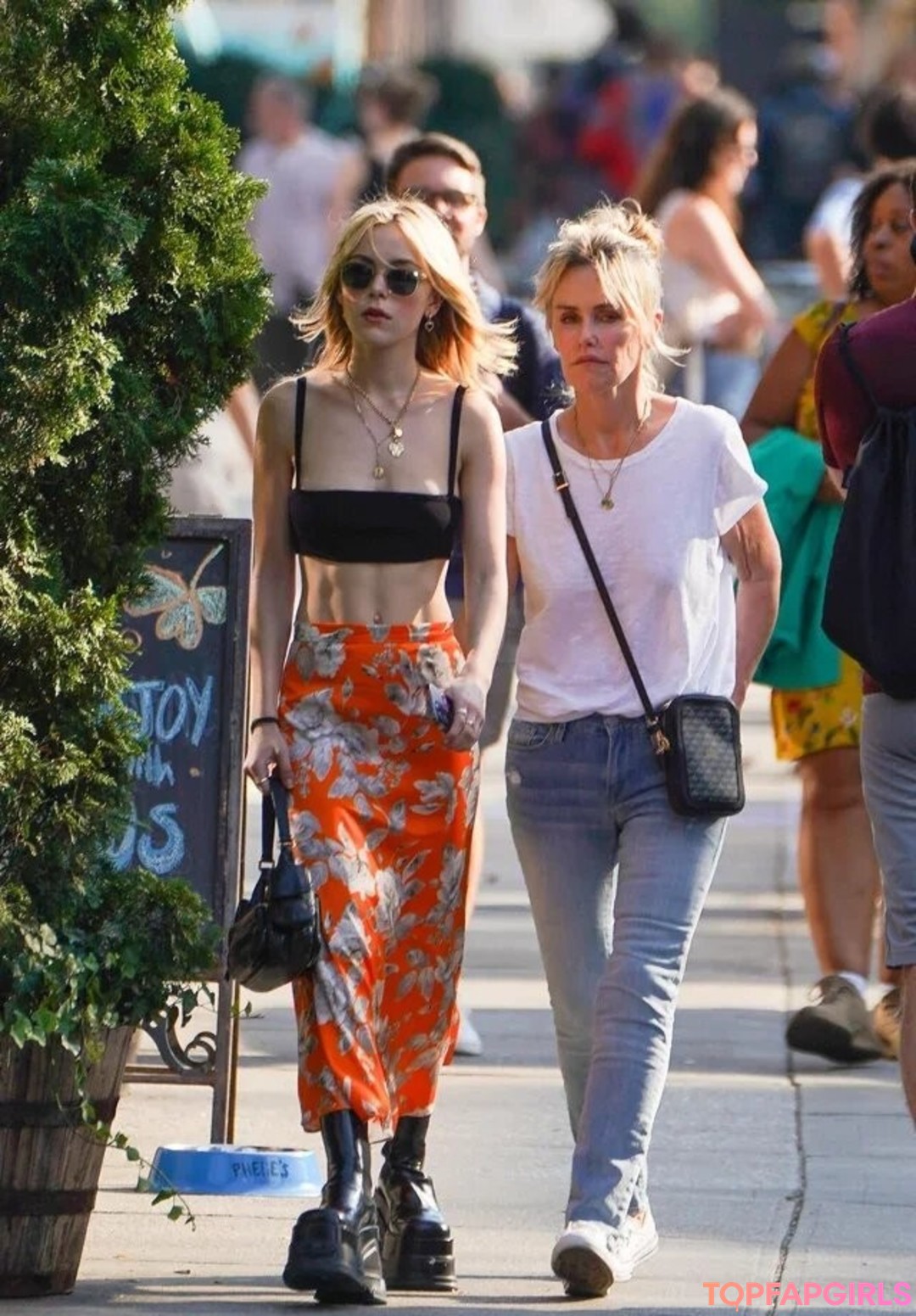 Photo nue de fuite OnlyFans de Kiernan Shipka #1560
