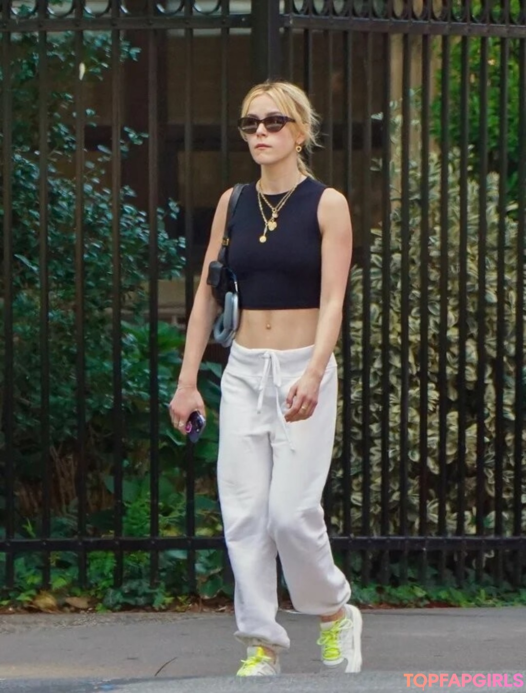 Photo nue de fuite OnlyFans de Kiernan Shipka #1605