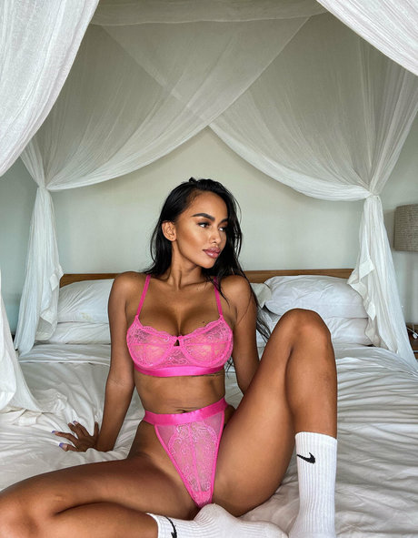 Photo nue de fuite OnlyFans de Sexypetiteasiangirl
