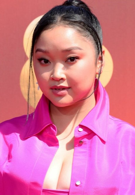 Photo nue de fuite OnlyFans de Lana Condor